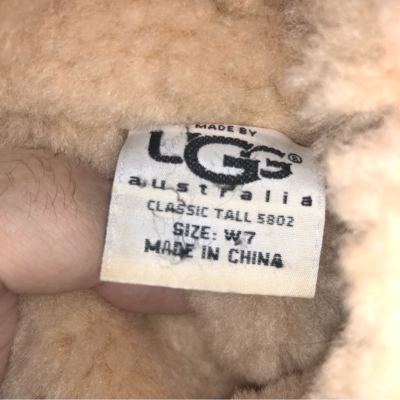 Ugg ladies classic tall boots size 7 - Picture 7 of 7